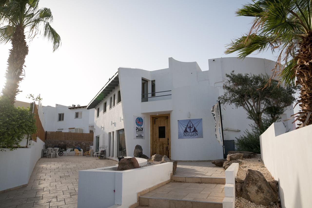 Neptun Dive Resort Эйлат Экстерьер фото